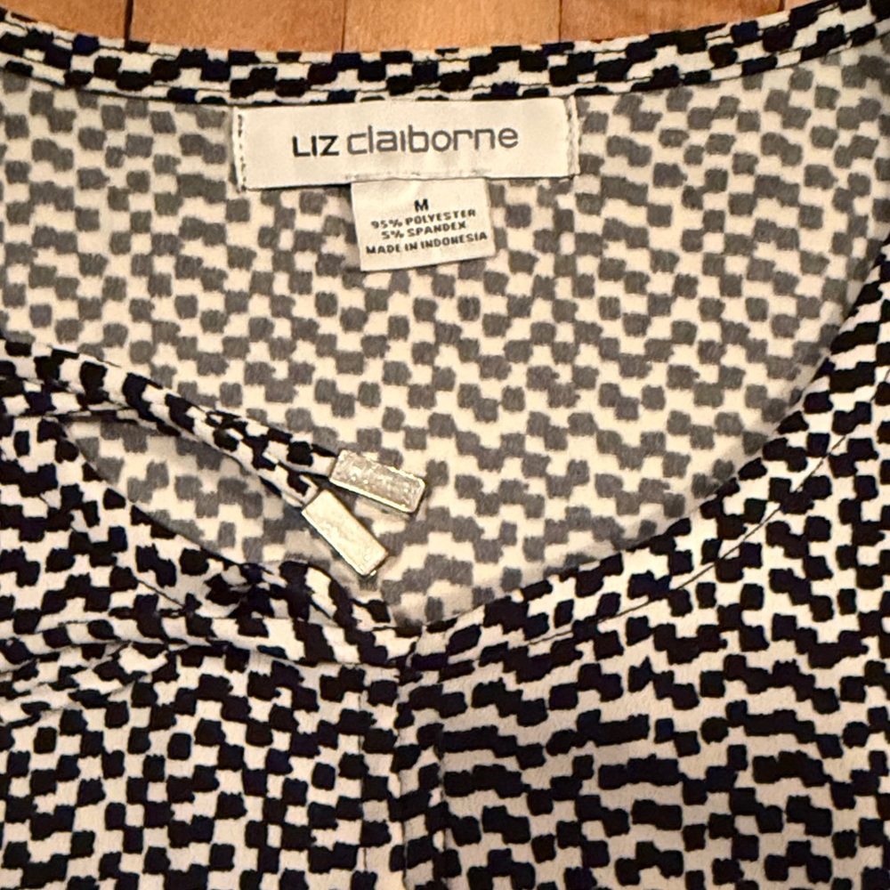 Liz Claiborne Monochrome Patterned Blouse